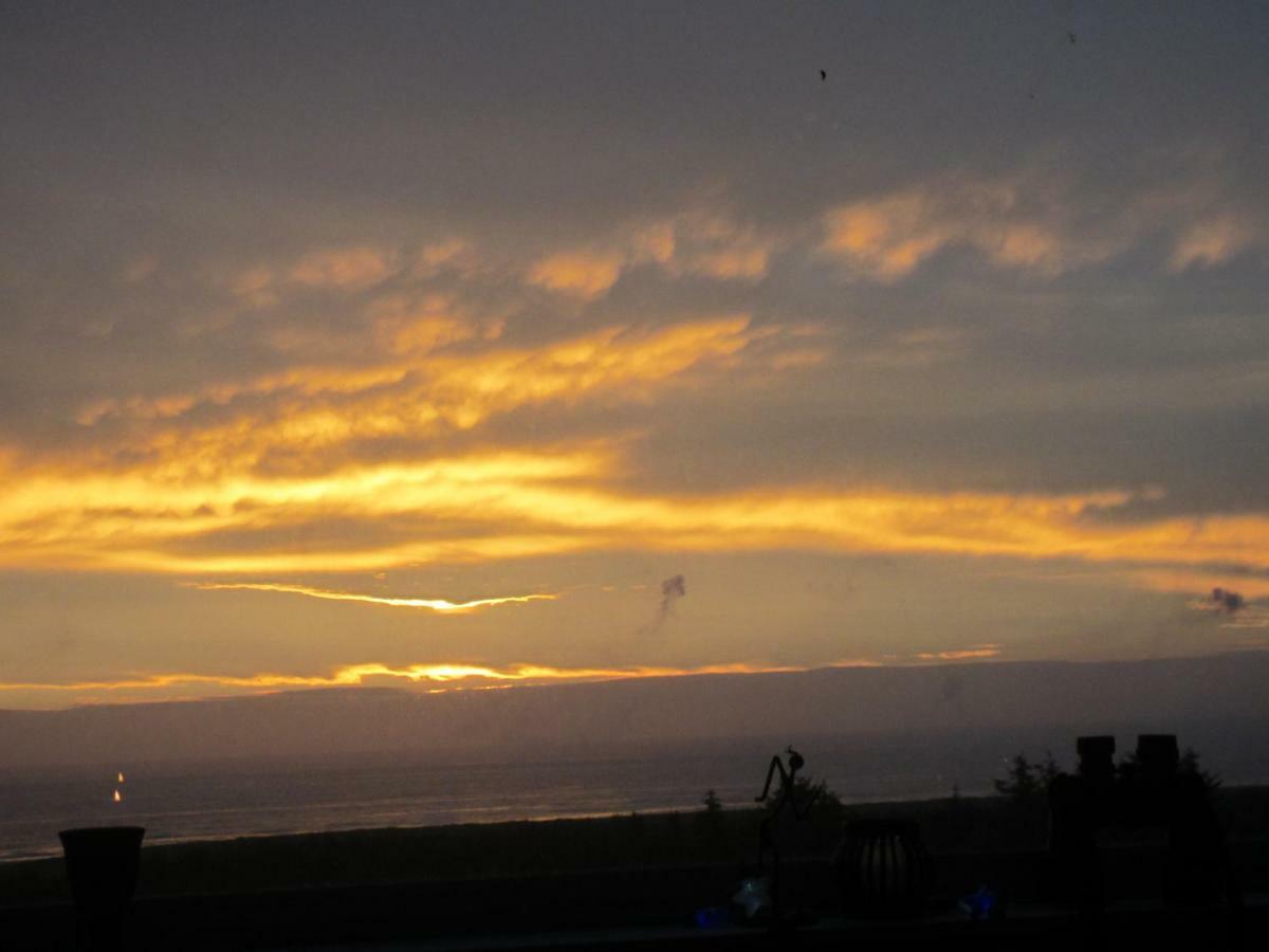 Amazing Seaview Spacious Condo With An Amazing View!!! Exteriör bild