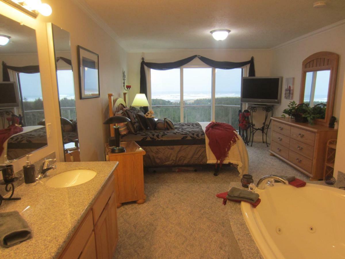 Amazing Seaview Spacious Condo With An Amazing View!!! Exteriör bild