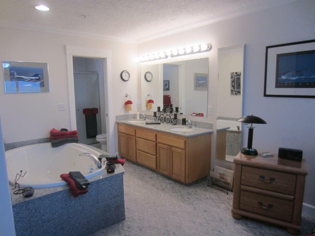 Amazing Seaview Spacious Condo With An Amazing View!!! Exteriör bild